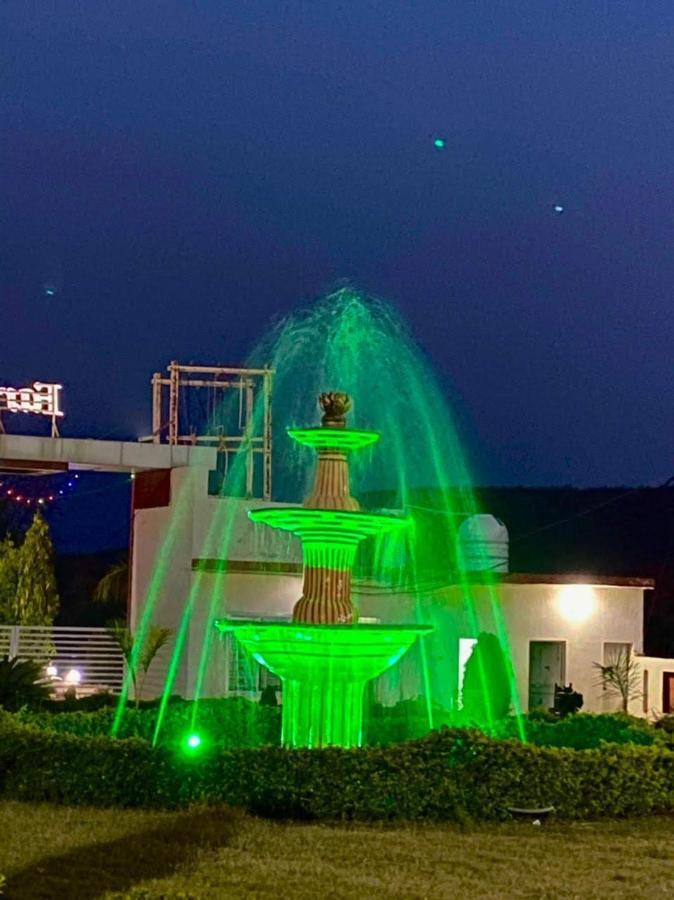 Farm Green View Resort Orchha Exterior foto